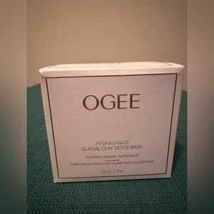 OGEE glacial clay mask .